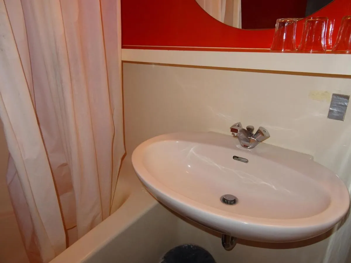 Studio 4 Pers. A Arc 1800, Skis Aux Pieds, Proche Commerces, Balcon, Tout Equipe - Fr-1-411-471 Les Arcs  Les Arcs (Savoie)